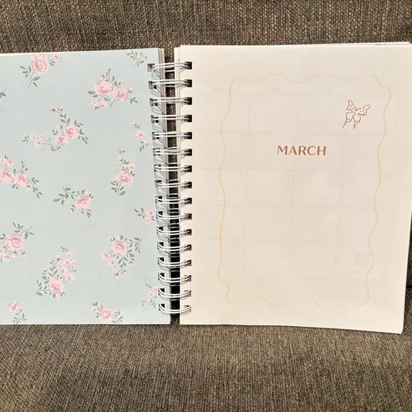 Dare to Believe Pink Daily Planner - Picture 5 of 7